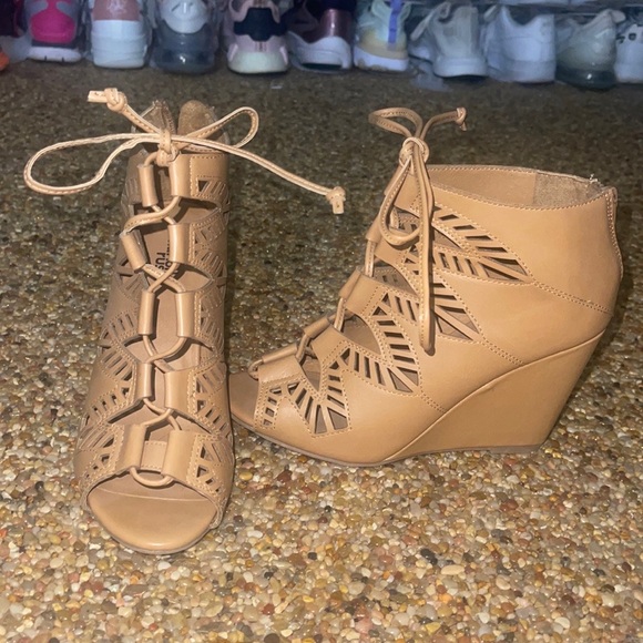 Charlotte Russe Wedges - Picture 1 of 5